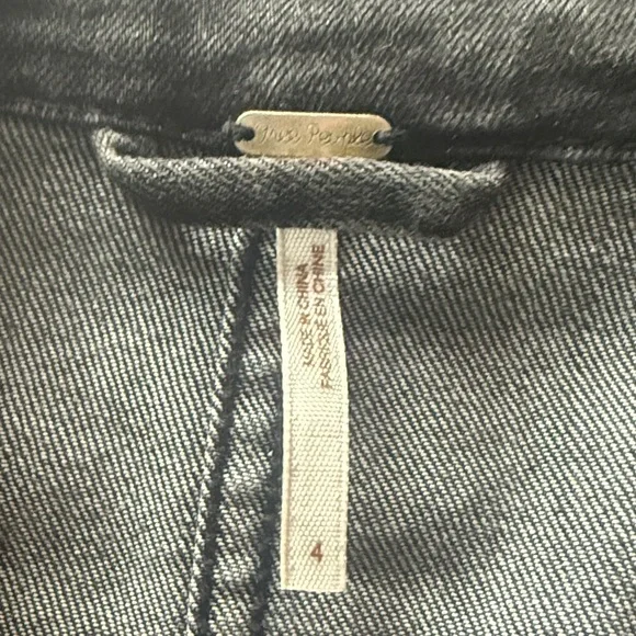 Free People charcoal Women's Moto-Style jean Jacket, size 4 - Picture 3 of 8